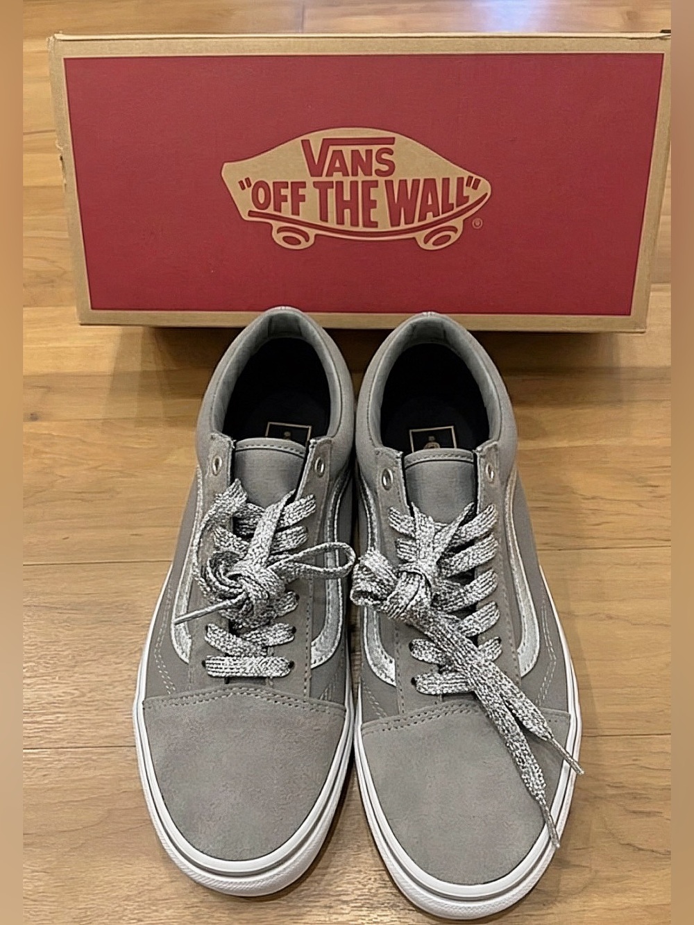 Vans Metallic Pop Gray Old Skool Metallic Sneakers. New in box. Size 9.5